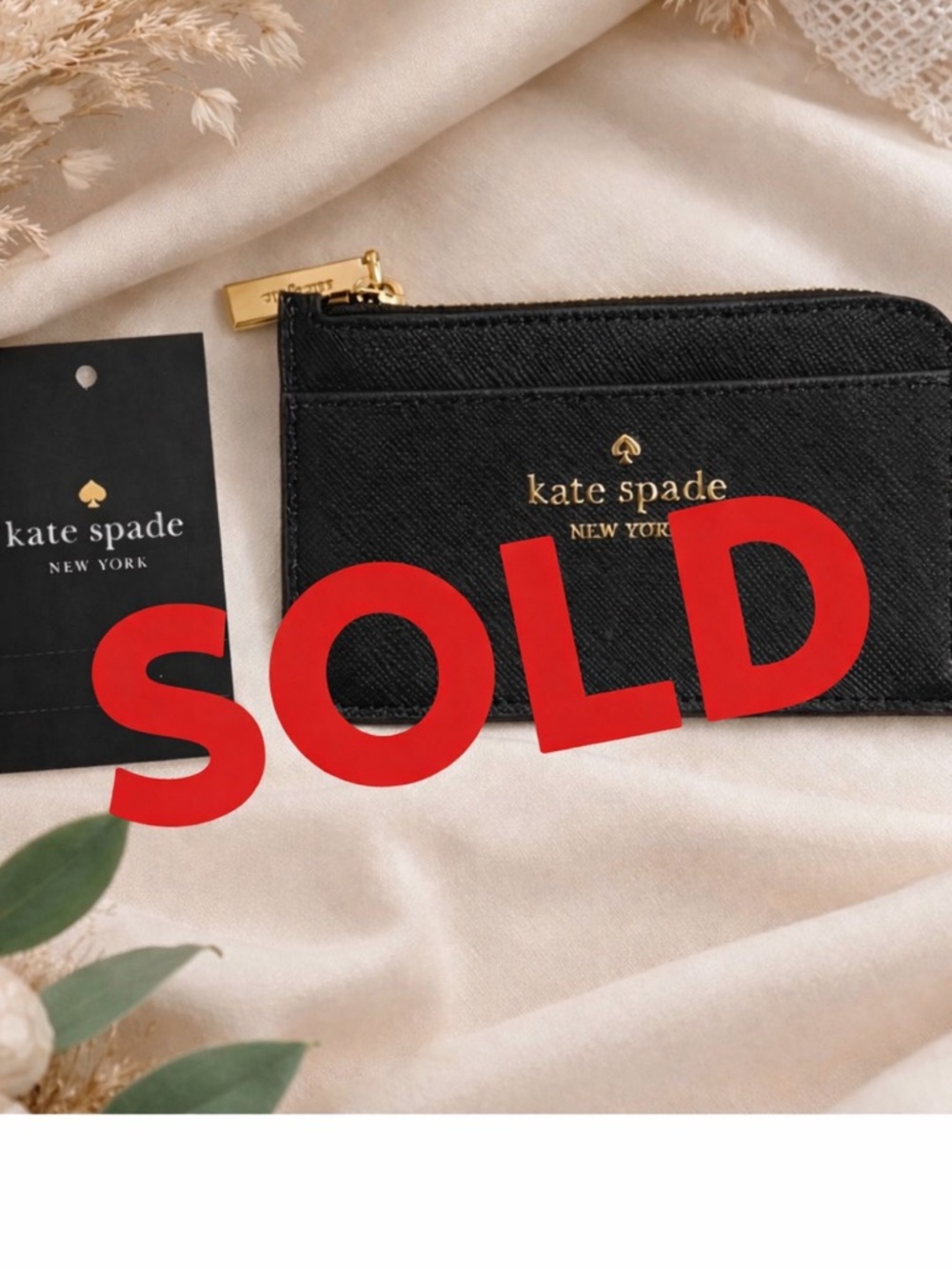 SOLD——Kate Spade Card Holder Wallet Black Saffiano Leather Zip Top Slim New
